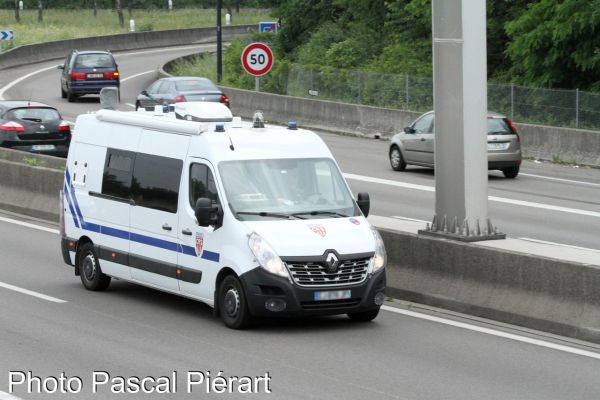 Cliquez pour voir l'image en taille relle